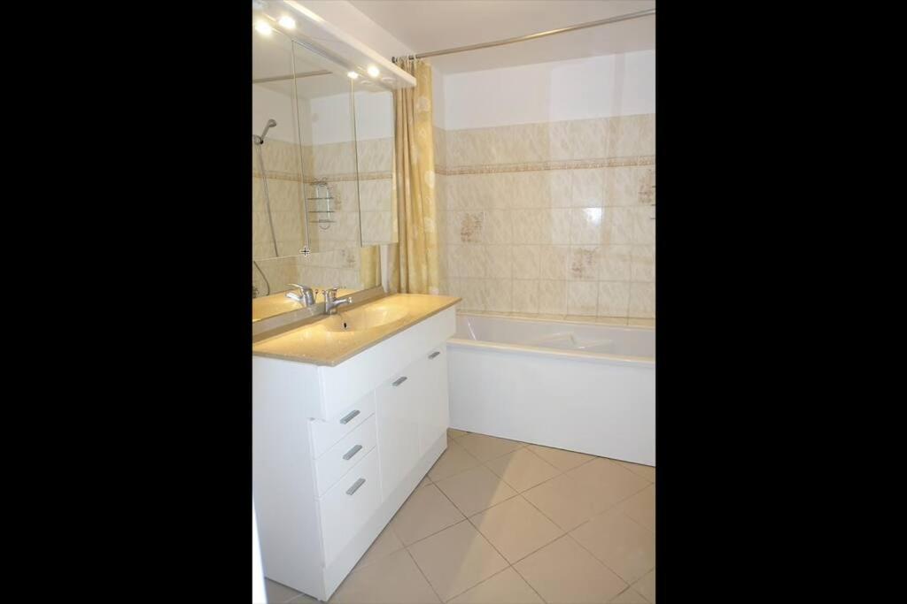 Apartament Max1 T2 Avec Terrasse Saint-Valery-en-Caux Zewnętrze zdjęcie